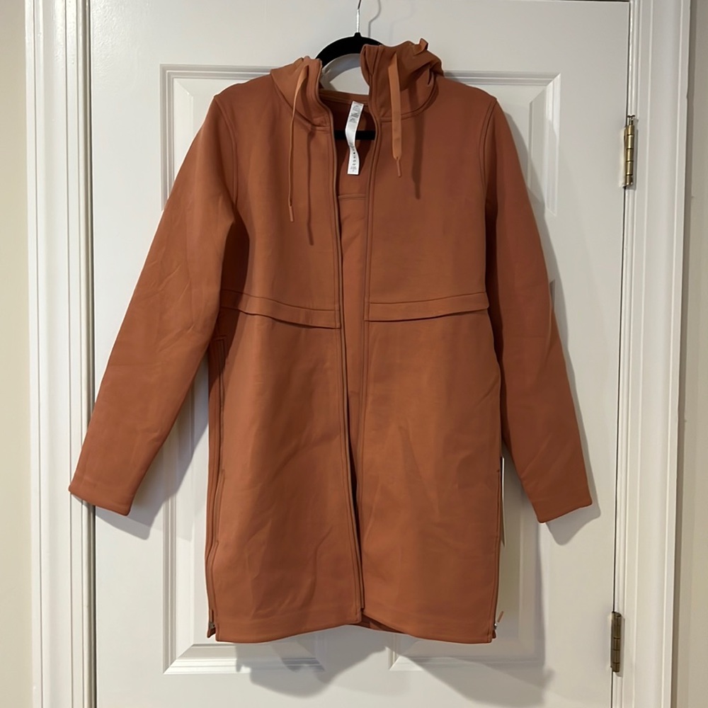 Lululemon Jacket/Sweatshirt